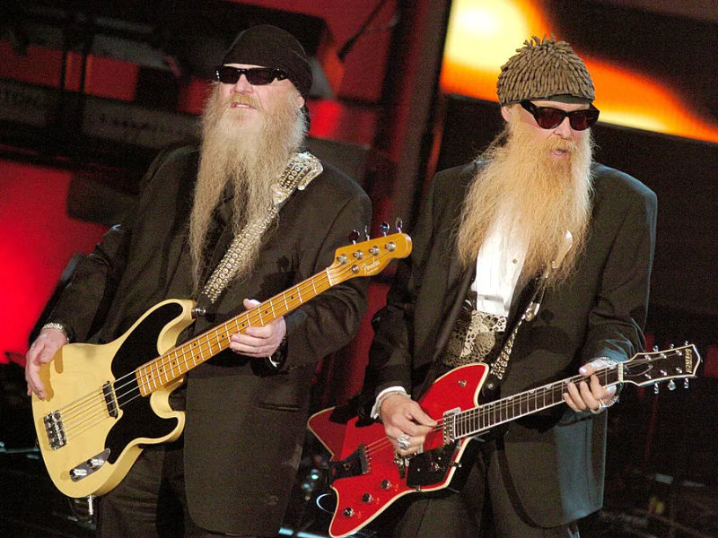 Lynyrd Skynyrd & ZZ Top: The Sharp Dressed Simple Man at Pine Knob Music Theatre