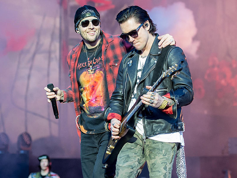 Sit Onstage For Avenged Sevenfold